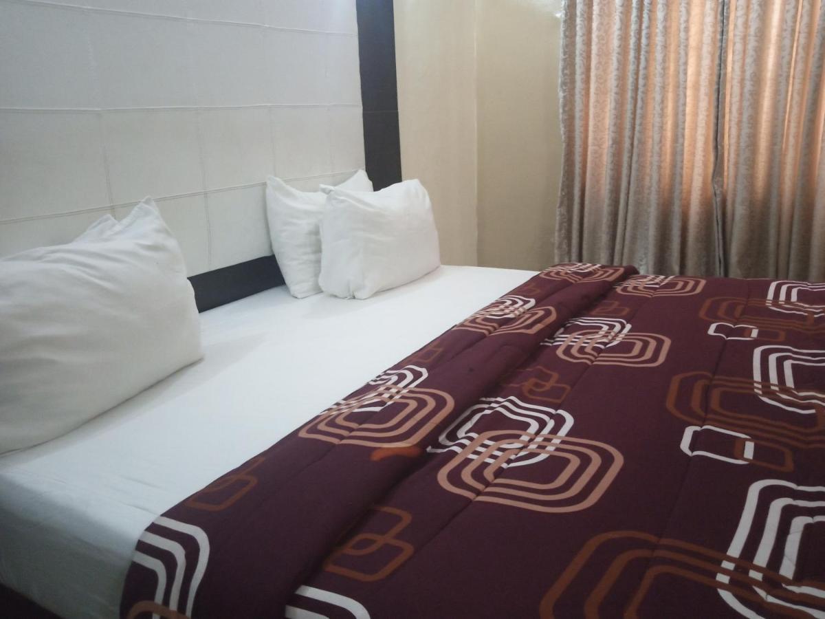 Alluring View Hotel - Toyin Sreet Ikeja Zewnętrze zdjęcie