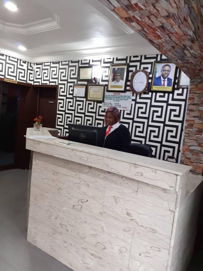 Alluring View Hotel - Toyin Sreet Ikeja Zewnętrze zdjęcie