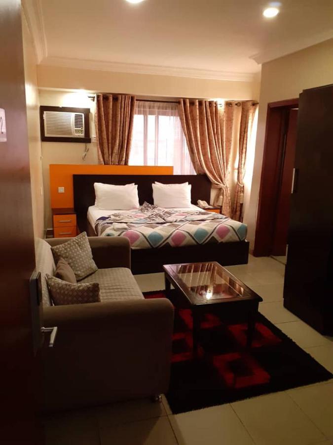 Alluring View Hotel - Toyin Sreet Ikeja Zewnętrze zdjęcie