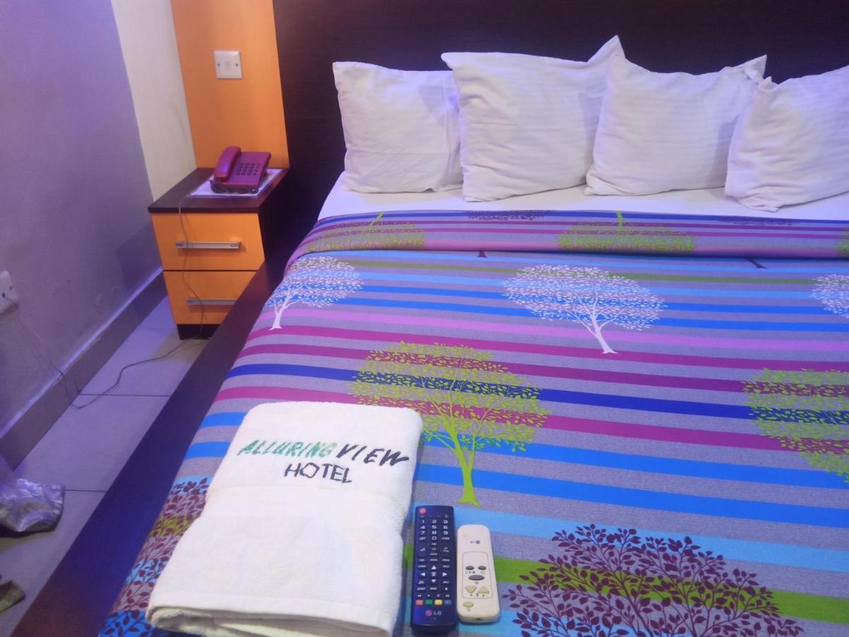 Alluring View Hotel - Toyin Sreet Ikeja Zewnętrze zdjęcie